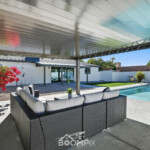 Plenty of shade pool side